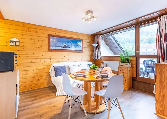 A Lary, Balcon Sud, Proche Telepherique, 4 Pers. - Fr-1-296-478 *